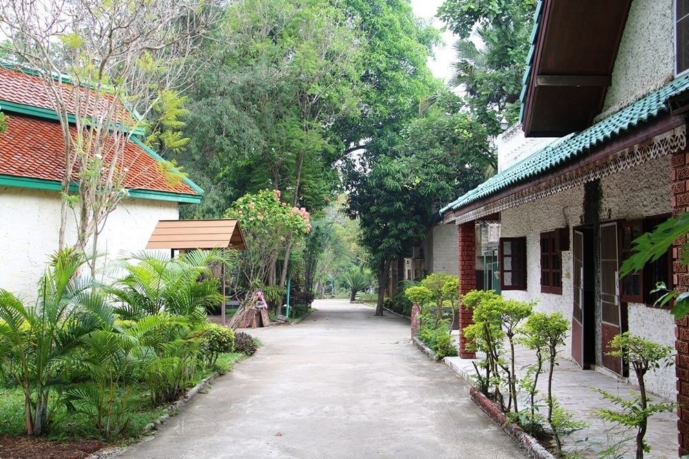Khao Yai Garden Lodge Pak Chong Exteriör bild